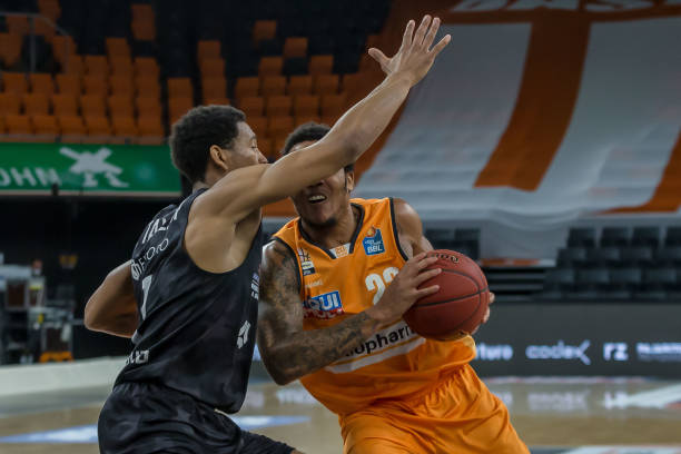 此前女子球 此前女子球